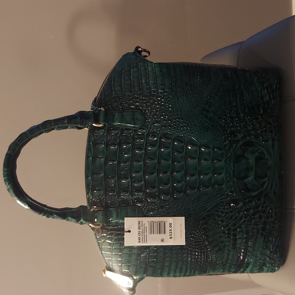 Large Duxbury Emarald Brahmin- New